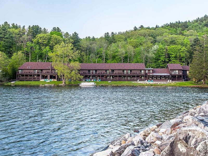 Hotels In The Berkshires, Motels In The Berkshires, Lodging In The Berkshires, Great Barrington MA Hotels, Pittsfield MA Hotels, Lenox MA Hotels