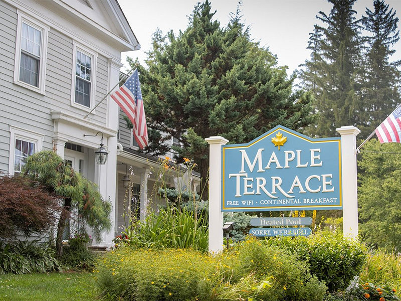 Hotels In The Berkshires, Motels In The Berkshires, Lodging In The Berkshires, Great Barrington MA Hotels, Pittsfield MA Hotels, Lenox MA Hotels