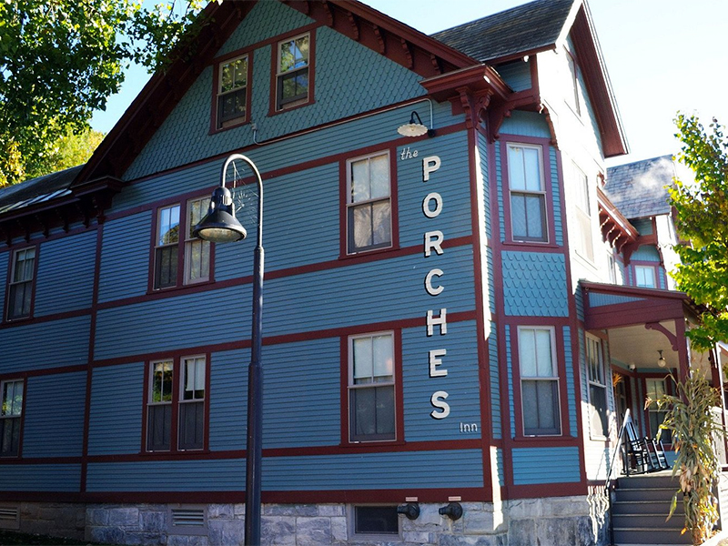 Hotels In The Berkshires, Motels In The Berkshires, Lodging In The Berkshires, Great Barrington MA Hotels, Pittsfield MA Hotels, Lenox MA Hotels